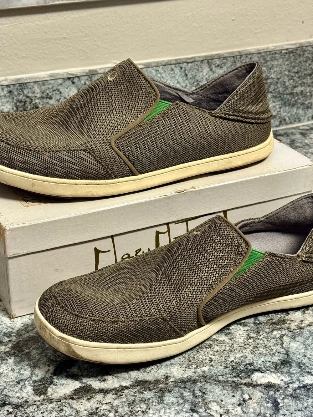 OluKai Nohea Mesh Men’s Size 9 Brown Mustang Slip On Boat Shoes